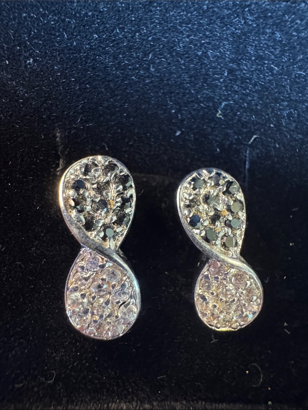 3208-Swarovski Crystal Element post earrings. Velvet box included.